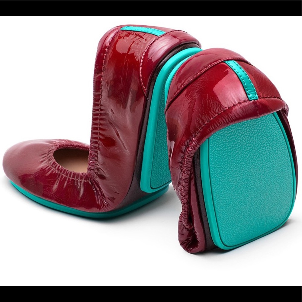 Ruby Red Patent Tieks sz 8